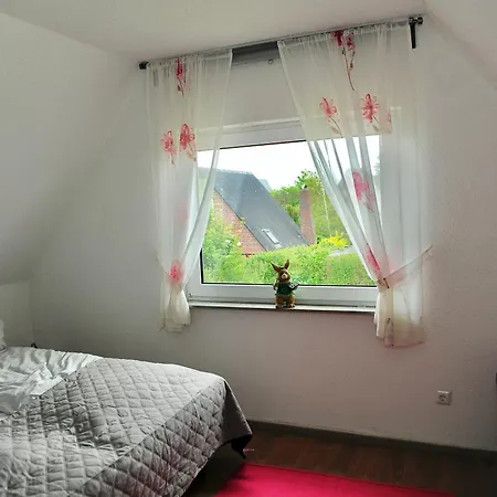 - Spitze Ferienhaus Friedrichskoog-Spitze